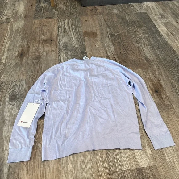 NEW with tags Lululemon Silk-Blend Crewneck Sweater
Pastel Blue sz 10 - Picture 6 of 7